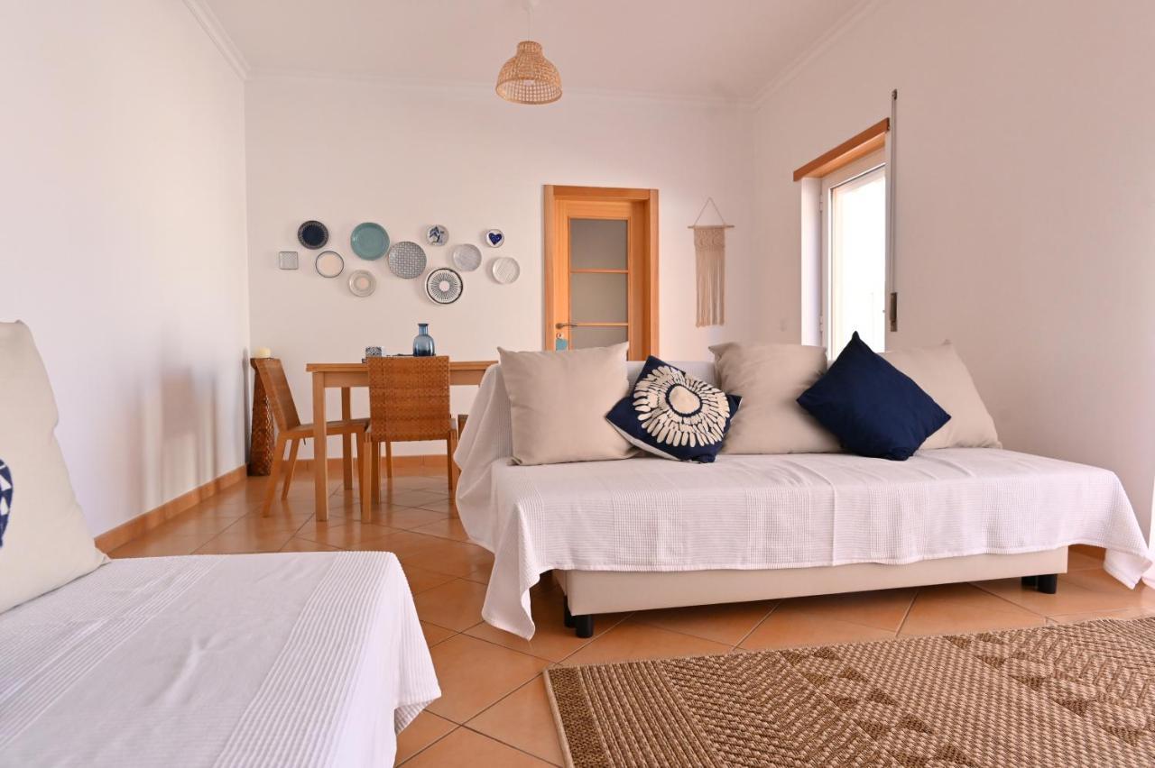 Apartamento Moura อาร์มาซอง เด เปรา ภายนอก รูปภาพ